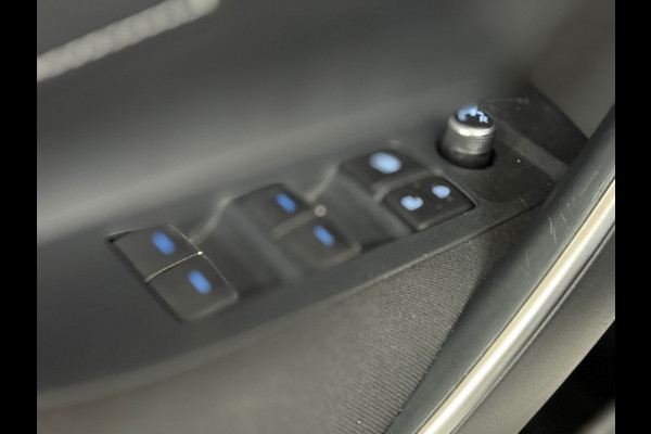 Toyota Corolla Touring Sports 1.8 Hybrid Active | Trekhaak | Camera | Carplay | 16' inch | NAP | LED | DAB