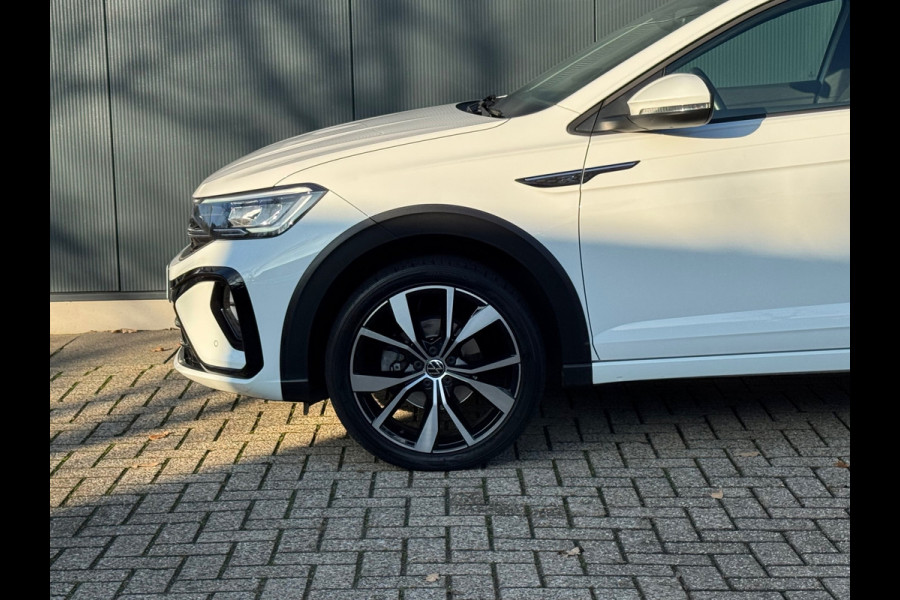 Volkswagen Taigo 1.0 TSI Automaat R-Line * Panorama * Virtual Cockpit * 18 Inch Velgen *