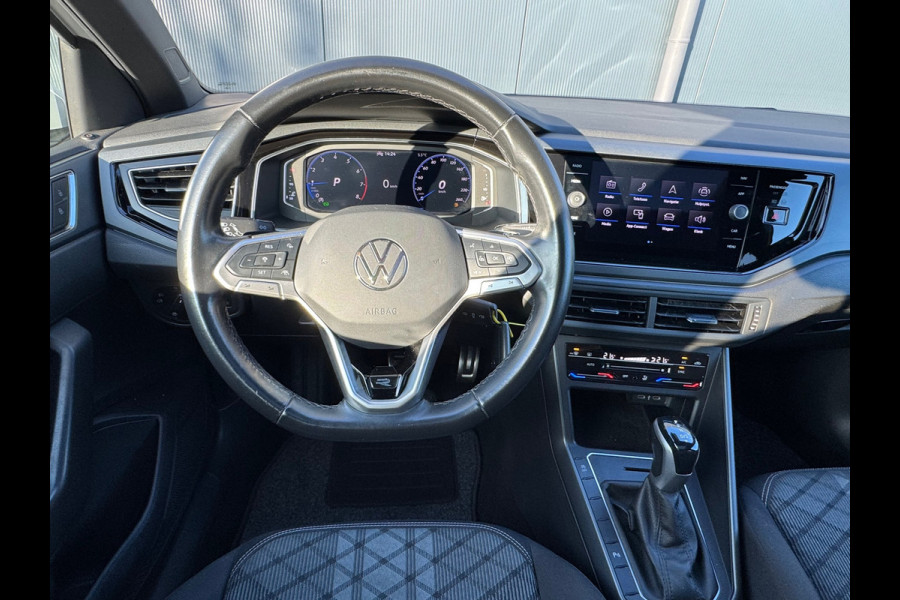 Volkswagen Taigo 1.0 TSI Automaat R-Line * Panorama * Virtual Cockpit * 18 Inch Velgen *
