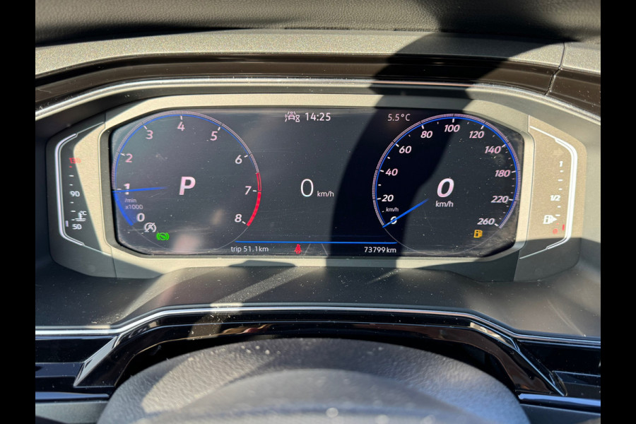 Volkswagen Taigo 1.0 TSI Automaat R-Line * Panorama * Virtual Cockpit * 18 Inch Velgen *