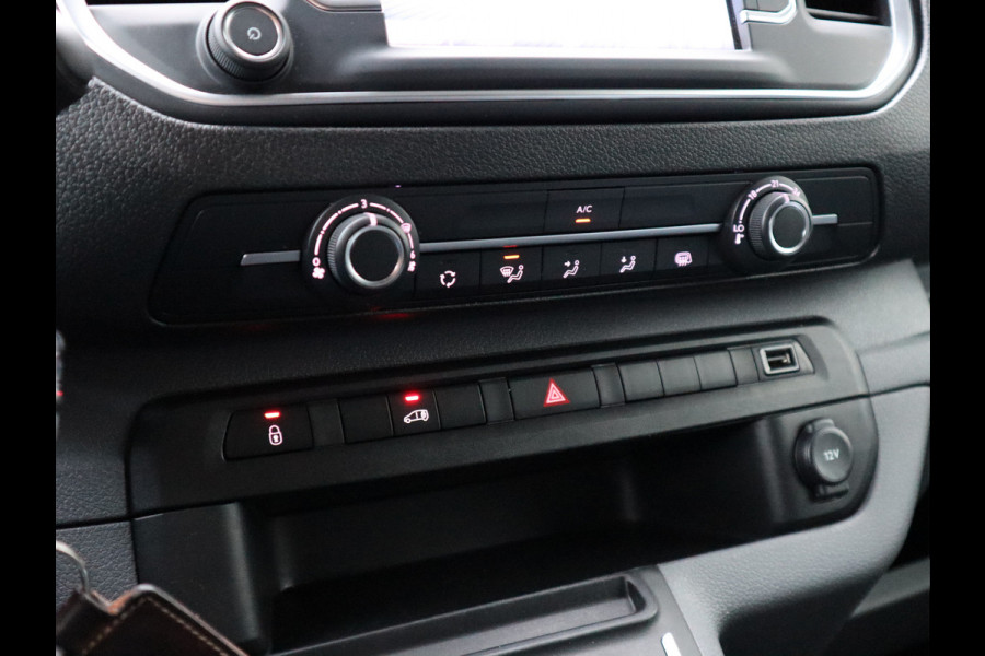 Toyota PROACE Electric Worker 50 kWh Snelladen SoH 94,9 % L3 Extra lang - NL Auto - Trekhaak