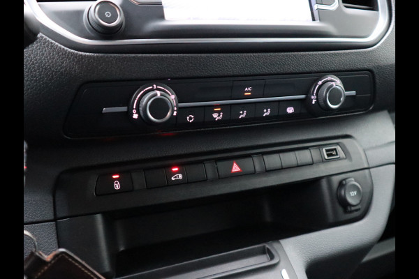 Toyota PROACE Electric Worker 50 kWh Snelladen SoH 94,9 % L3 Extra lang - NL Auto - Trekhaak