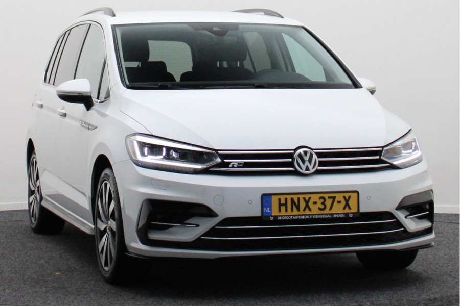 Volkswagen Touran 1.4 TSI DSG Highline Edition R-Line 7p Climate, ACC, Stuur/Stoel Verwarming, Apple Carplay, LED, Trekhaak, 18''