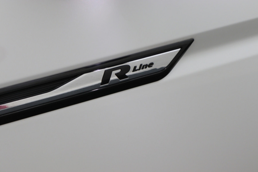 Volkswagen Touran 1.4 TSI DSG Highline Edition R-Line 7p Climate, ACC, Stuur/Stoel Verwarming, Apple Carplay, LED, Trekhaak, 18''