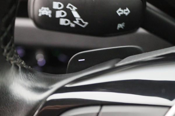 Volkswagen Touran 1.4 TSI DSG Highline Edition R-Line 7p Climate, ACC, Stuur/Stoel Verwarming, Apple Carplay, LED, Trekhaak, 18''