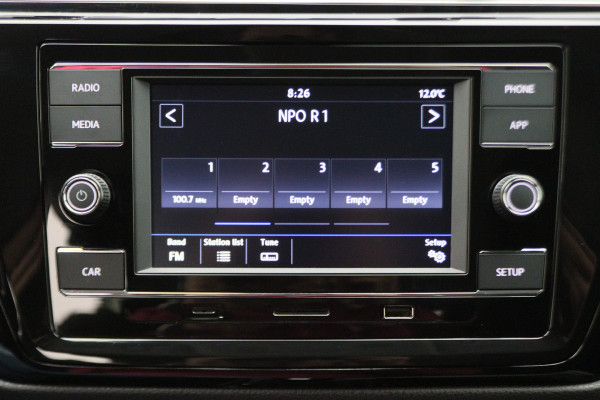 Volkswagen Touran 1.4 TSI DSG Highline Edition R-Line 7p Climate, ACC, Stuur/Stoel Verwarming, Apple Carplay, LED, Trekhaak, 18''