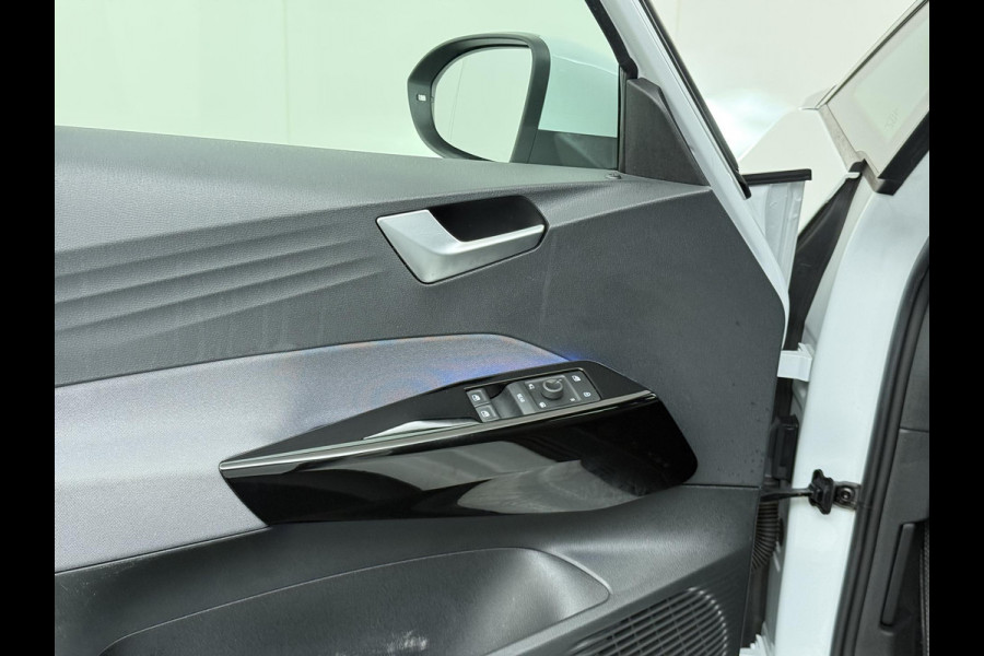 Volkswagen ID.3 PRO PERFORMANCE 58 kWh 204 PK | SOH91% | Warmtepomp | Stoel- & Stuurverwarming | Trekhaak | Adaptieve Cruise Control | Lane Assist