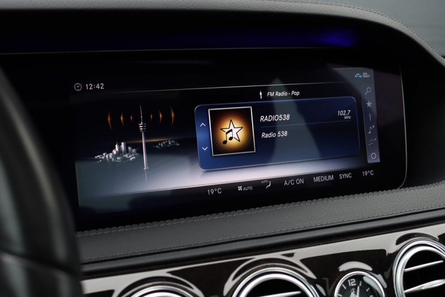 Mercedes-Benz S-Klasse 350d | Distronic+ | Memory | Massage | Burmester | Panoramadak | Stoelventilatie | HUD | Nappa Leder | Surround Camera | Trekhaak | Soft Close | Luchtkwaliteitspakket |