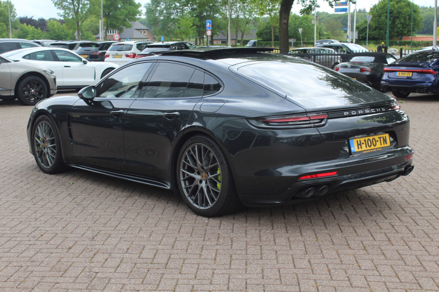 Porsche Panamera 4.0 Turbo S E-Hybrid / Panoramadak / 360Camera / Achterasbesturing / Nachtzicht / Softclose / 21'' / Sportuitlaat / Matrix LED / Carbon intr. / Bose / Sportdesign / Volleder / Dodehoek / DAB / ACC