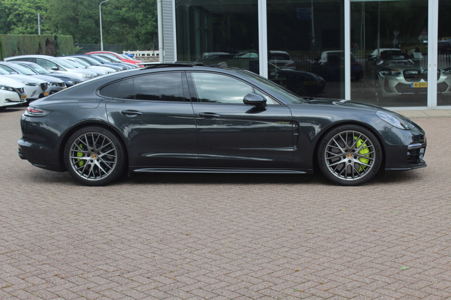 Porsche Panamera 4.0 Turbo S E-Hybrid / Panoramadak / 360Camera / Achterasbesturing / Nachtzicht / Softclose / 21'' / Sportuitlaat / Matrix LED / Carbon intr. / Bose / Sportdesign / Volleder / Dodehoek / DAB / ACC