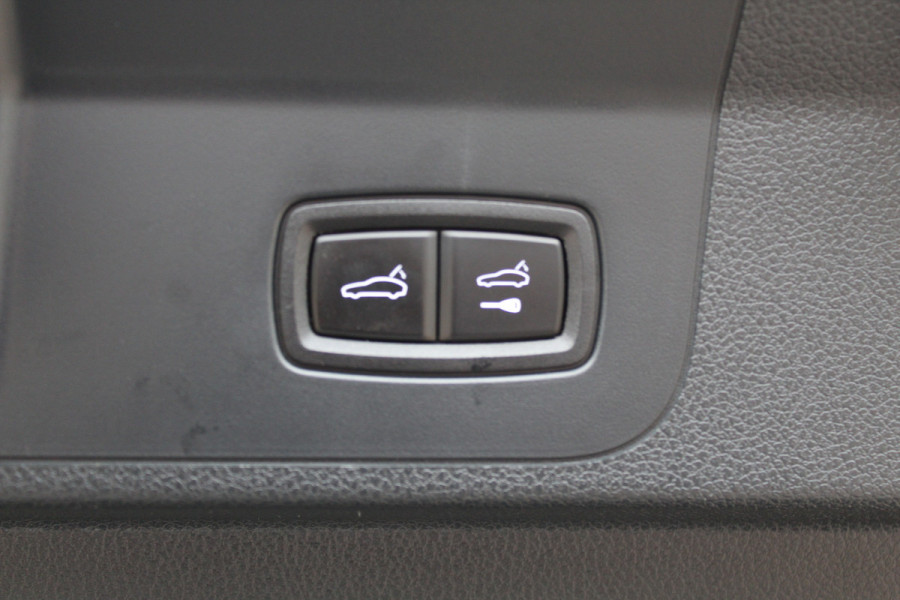 Porsche Panamera 4.0 Turbo S E-Hybrid / Panoramadak / 360Camera / Achterasbesturing / Nachtzicht / Softclose / 21'' / Sportuitlaat / Matrix LED / Carbon intr. / Bose / Sportdesign / Volleder / Dodehoek / DAB / ACC