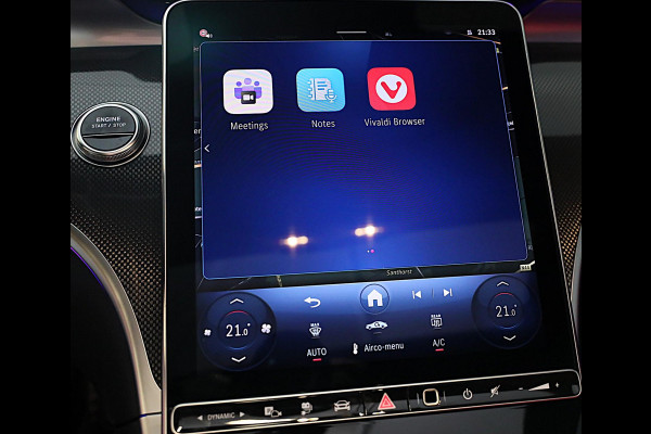 Mercedes-Benz CLE Coupé 300 e AMG Line / Head Up / 360 Camera / Acc / Lane Assist / Dode Hoek / Elek Stoelen / Memory / Pano / 20