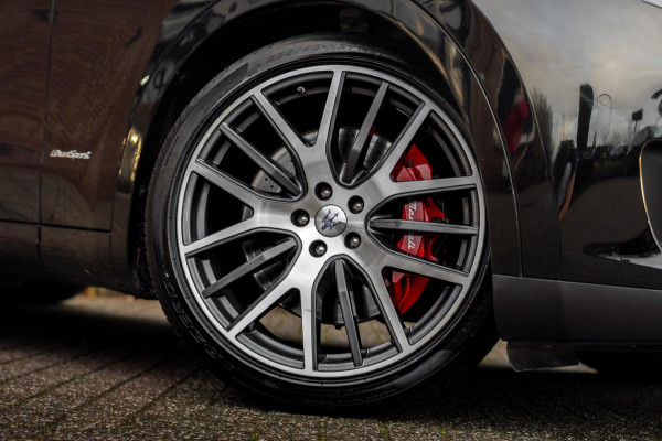 Maserati Levante 3.0 V6 S TwinTurbo AWD GranSport 430 PK Leder Luchtvering 21''