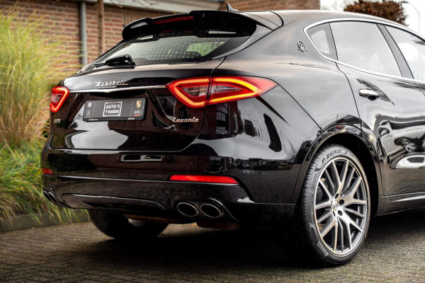 Maserati Levante 3.0 V6 S TwinTurbo AWD GranSport 430 PK Leder Luchtvering 21''