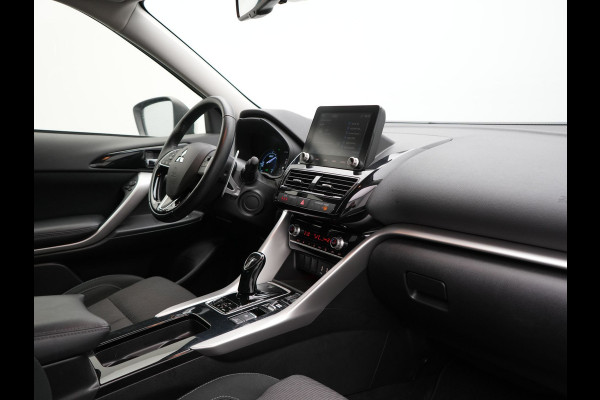Mitsubishi Eclipse Cross 2.4 Intense Plug In Hybrid 188pk PHEV | Trekhaak | Apple Carplay | Voorstoelen Verwarmd | Keyless | Cruise Control | DAB |