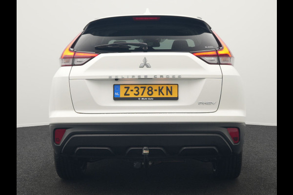 Mitsubishi Eclipse Cross 2.4 Intense Plug In Hybrid 188pk PHEV | Trekhaak | Apple Carplay | Voorstoelen Verwarmd | Keyless | Cruise Control | DAB |