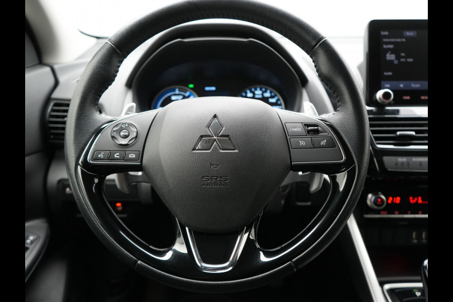 Mitsubishi Eclipse Cross 2.4 Intense Plug In Hybrid 188pk PHEV | Trekhaak | Apple Carplay | Voorstoelen Verwarmd | Keyless | Cruise Control | DAB |