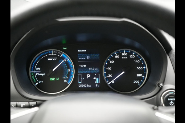 Mitsubishi Eclipse Cross 2.4 Intense Plug In Hybrid 188pk PHEV | Trekhaak | Apple Carplay | Voorstoelen Verwarmd | Keyless | Cruise Control | DAB |