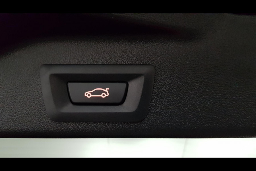 BMW X5 xDrive45e M Sport High Executive 394pk Panoramadak Adaptive Cruise Control Leder 20" 360 Camera HUD Display