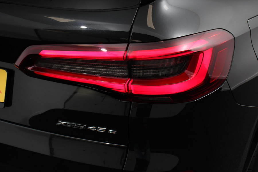 BMW X5 xDrive45e M Sport High Executive 394pk Panoramadak Adaptive Cruise Control Leder 20" 360 Camera HUD Display