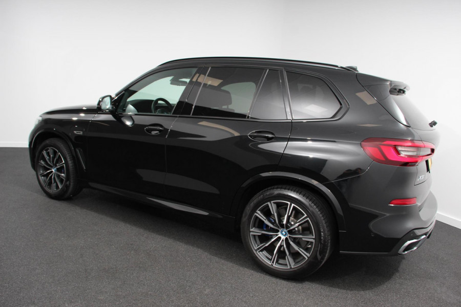 BMW X5 xDrive45e M Sport High Executive 394pk Panoramadak Adaptive Cruise Control Leder 20" 360 Camera HUD Display