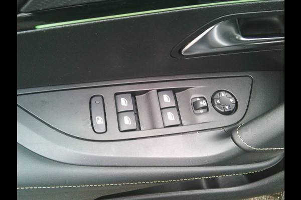 Peugeot e-2008 EV GT Première 1 fase 50 kWh 1e EIGENAAR I GT UITVOERING I DEALERONDERHOUDEN