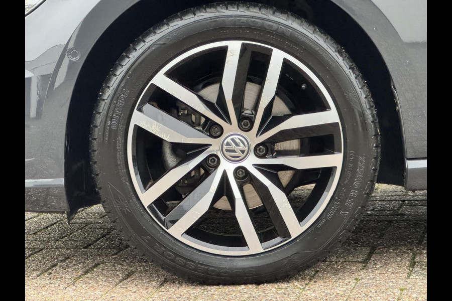 Volkswagen Golf Variant 1.5 TSI Highline Adaptive cruise Climate Pano Navi Stoelverwarming Apple / Android Parkeersensoren