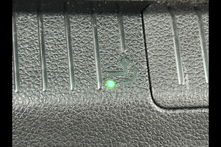 Volkswagen Golf Variant 1.5 TSI Highline Adaptive cruise Climate Pano Navi Stoelverwarming Apple / Android Parkeersensoren