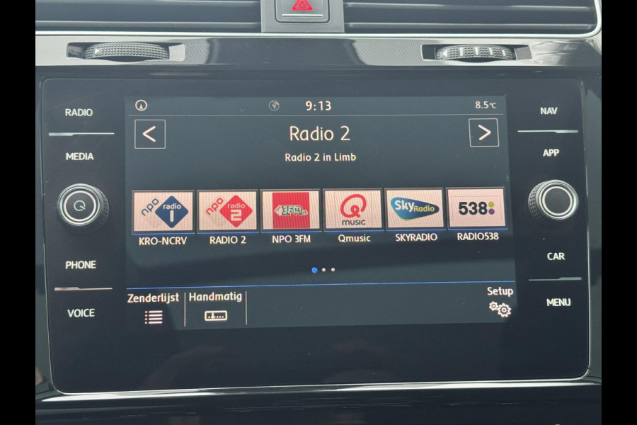 Volkswagen Golf Variant 1.5 TSI Highline Adaptive cruise Climate Pano Navi Stoelverwarming Apple / Android Parkeersensoren