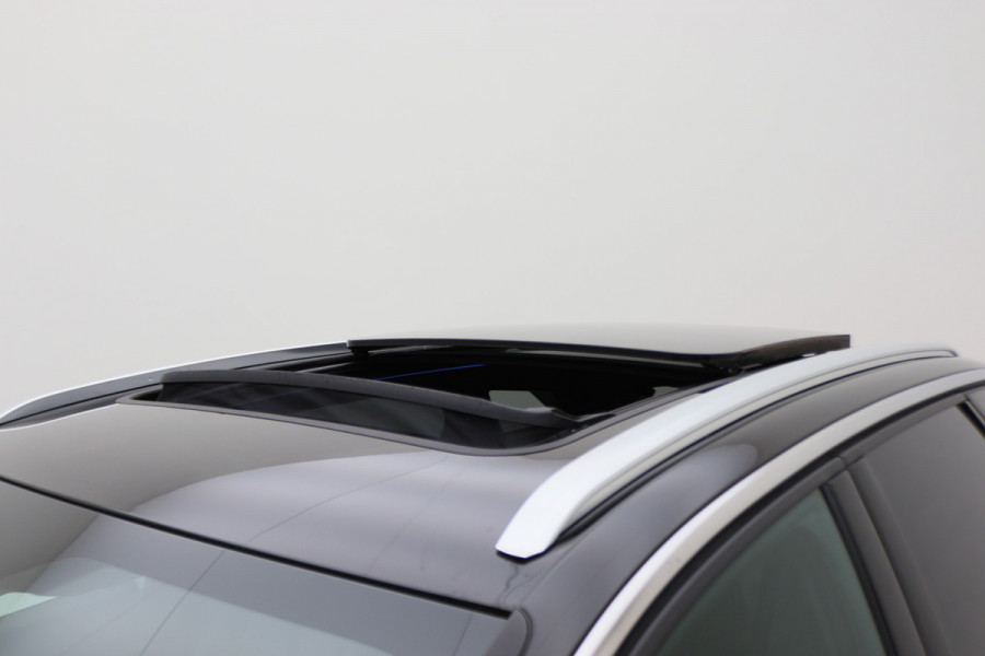 Peugeot 3008 1.6 HYbrid 300 Allure Pack Business 4WD Panoramadak, 360° Camera, Virtual Cockpit, Apple Carplay, LED