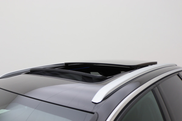 Peugeot 3008 1.6 HYbrid 300 Allure Pack Business 4WD Panoramadak, 360° Camera, Virtual Cockpit, Apple Carplay, LED