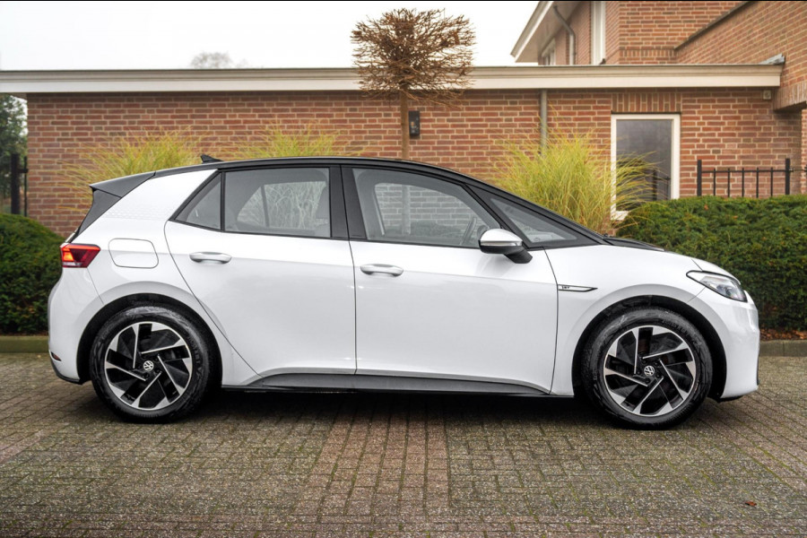 Volkswagen ID.3 First 58 kWh 350 Km Actieradius BTW 1e Eig Adaptive Sfeerverlichting Stoelverwarming 18''