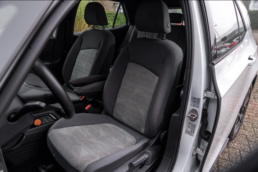 Volkswagen ID.3 First 58 kWh 350 Km Actieradius BTW 1e Eig Adaptive Sfeerverlichting Stoelverwarming 18''