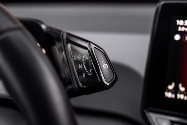 Volkswagen ID.3 First 58 kWh 350 Km Actieradius BTW 1e Eig Adaptive Sfeerverlichting Stoelverwarming 18''