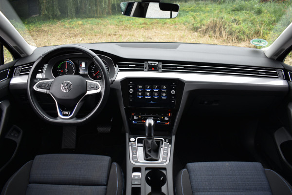 Volkswagen Passat Variant GTE 218PK DSG HYBRID BUSINESS IQ-LIGHT/CAMERA/TREKHAAK