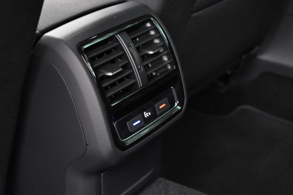 Volkswagen Passat Variant GTE 218PK DSG HYBRID BUSINESS IQ-LIGHT/CAMERA/TREKHAAK