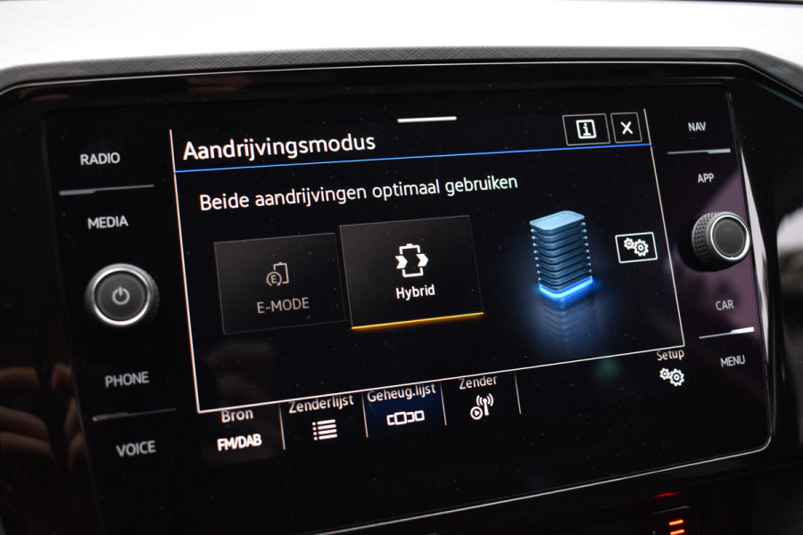 Volkswagen Passat Variant GTE 218PK DSG HYBRID BUSINESS IQ-LIGHT/CAMERA/TREKHAAK