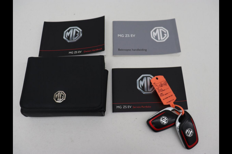 MG ZS EV Comfort 45 kWh | Carplay | Navigatie | Adaptive cruise | Parkeerhulp | Keyless | DAB | Climate control | Bluetooth