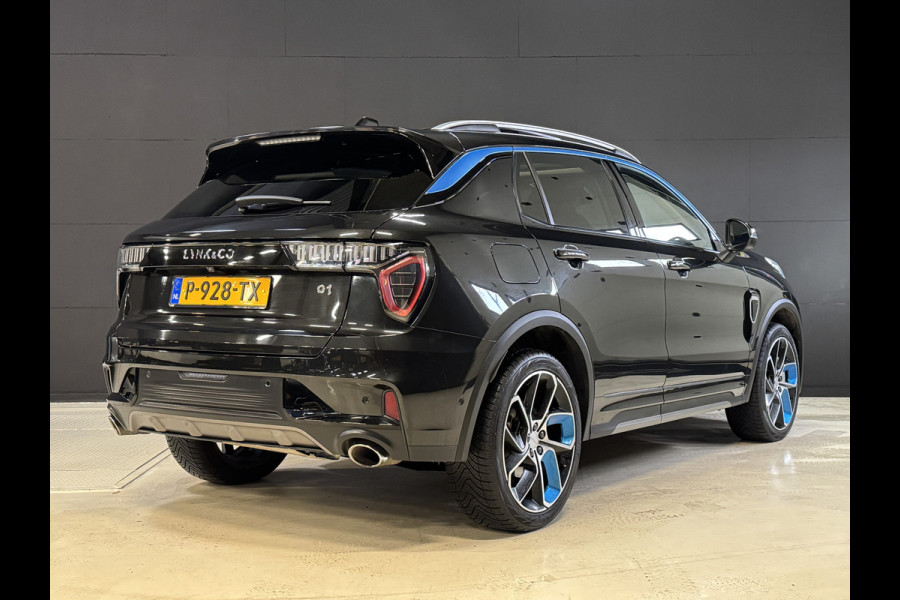 Lynk & Co 01 1.5 | Panoramadak | Adaptive cruise | Camera | Stoelverwarming | Carplay | Sfeerverlichting