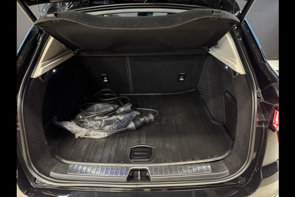 Lynk & Co 01 1.5 | Panoramadak | Adaptive cruise | Camera | Stoelverwarming | Carplay | Sfeerverlichting