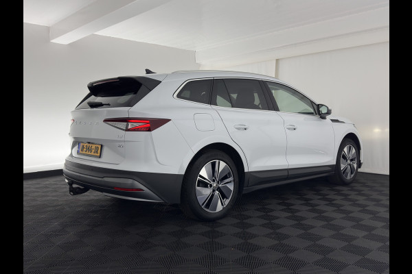 Škoda ENYAQ iV 80 {SOH-90%} [ 3-Fase ] (INCL-BTW) *LEATHER-FABRIC | FULL-LED | DIGI-COCKPIT | CAMERA | KEYLESS | NAVI-FULLMAP | AMBIENT-LIGHT | ECC | HEATED-COMFORTSEATS | DAB+ | PDC | CRUISE | CARPLAY | TOWBAR | 19"ALU*