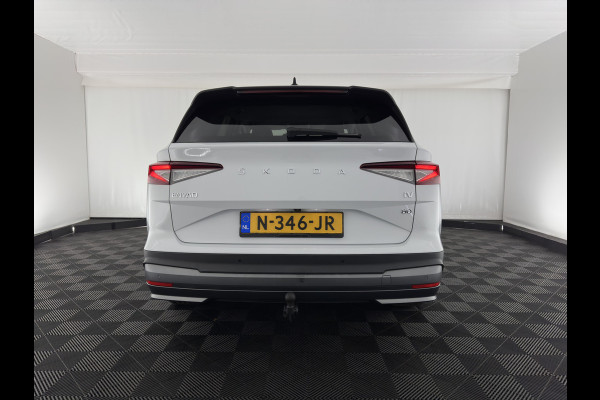 Škoda ENYAQ iV 80 {SOH-90%} [ 3-Fase ] (INCL-BTW) *LEATHER-FABRIC | FULL-LED | DIGI-COCKPIT | CAMERA | KEYLESS | NAVI-FULLMAP | AMBIENT-LIGHT | ECC | HEATED-COMFORTSEATS | DAB+ | PDC | CRUISE | CARPLAY | TOWBAR | 19"ALU*