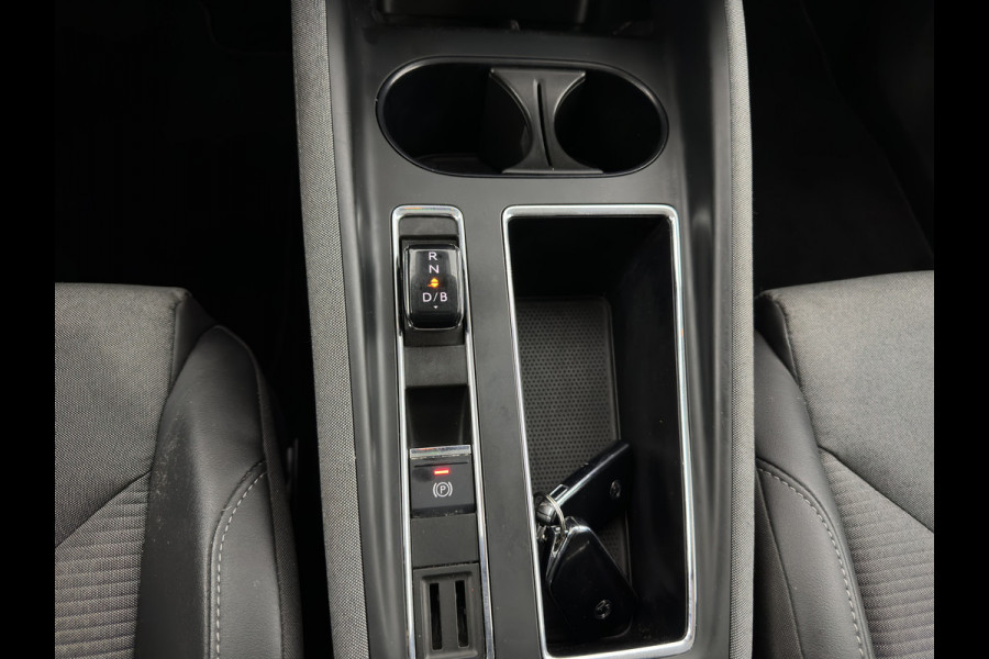 Škoda ENYAQ iV 80 {SOH-90%} [ 3-Fase ] (INCL-BTW) *LEATHER-FABRIC | FULL-LED | DIGI-COCKPIT | CAMERA | KEYLESS | NAVI-FULLMAP | AMBIENT-LIGHT | ECC | HEATED-COMFORTSEATS | DAB+ | PDC | CRUISE | CARPLAY | TOWBAR | 19"ALU*