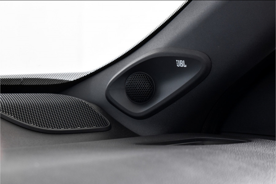 Toyota Yaris Cross 1.5 Hybrid 130 GR Sport - Automaat (Nieuw model) | Pano | Head-up Disp. | Dig.Cockpit | Adapt.Cruise | Stoel+Stuurverw. | 360 Camera | PDC | NAV + App.Connect (Draadloos) | JBL | ECC | LM 18" | 9057