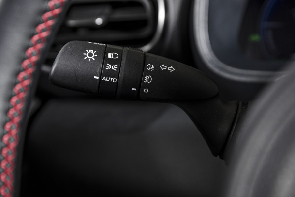 Toyota Yaris Cross 1.5 Hybrid 130 GR Sport - Automaat (Nieuw model) | Pano | Head-up Disp. | Dig.Cockpit | Adapt.Cruise | Stoel+Stuurverw. | 360 Camera | PDC | NAV + App.Connect (Draadloos) | JBL | ECC | LM 18" | 9057