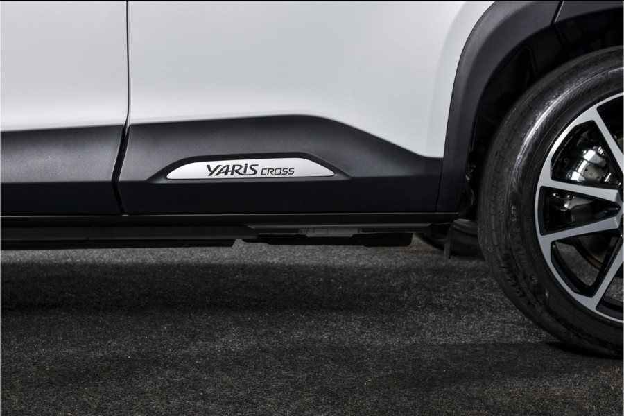 Toyota Yaris Cross 1.5 Hybrid 130 GR Sport - Automaat (Nieuw model) | Pano | Head-up Disp. | Dig.Cockpit | Adapt.Cruise | Stoel+Stuurverw. | 360 Camera | PDC | NAV + App.Connect (Draadloos) | JBL | ECC | LM 18" | 9057