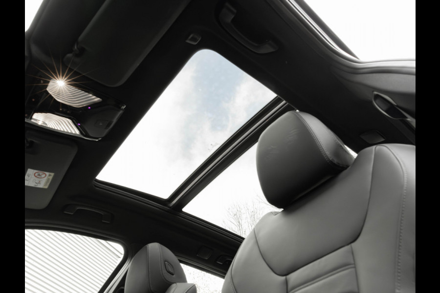 BMW X3 xDrive20i High Executive - M-Sport - Pano - Hifi - 20 Inch