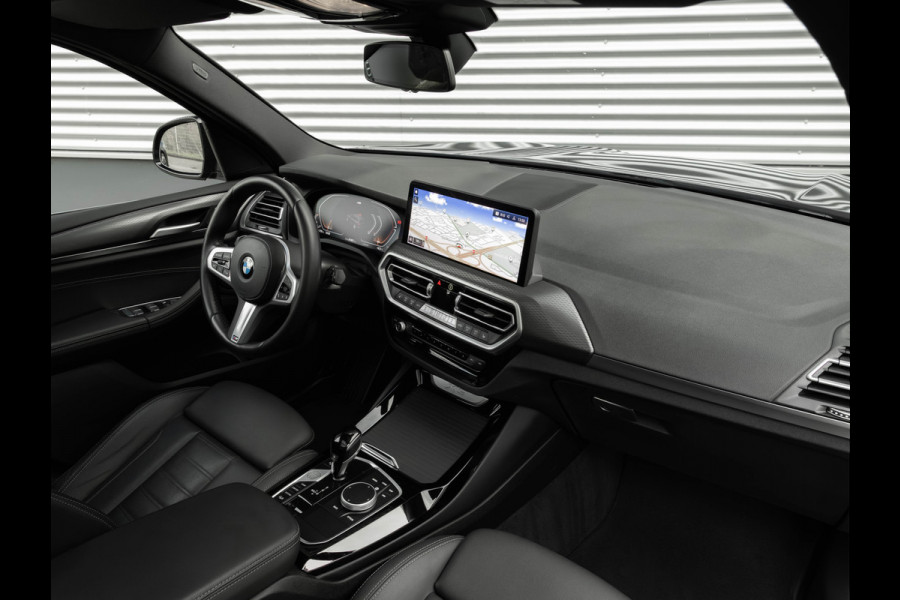 BMW X3 xDrive20i High Executive - M-Sport - Pano - Hifi - 20 Inch