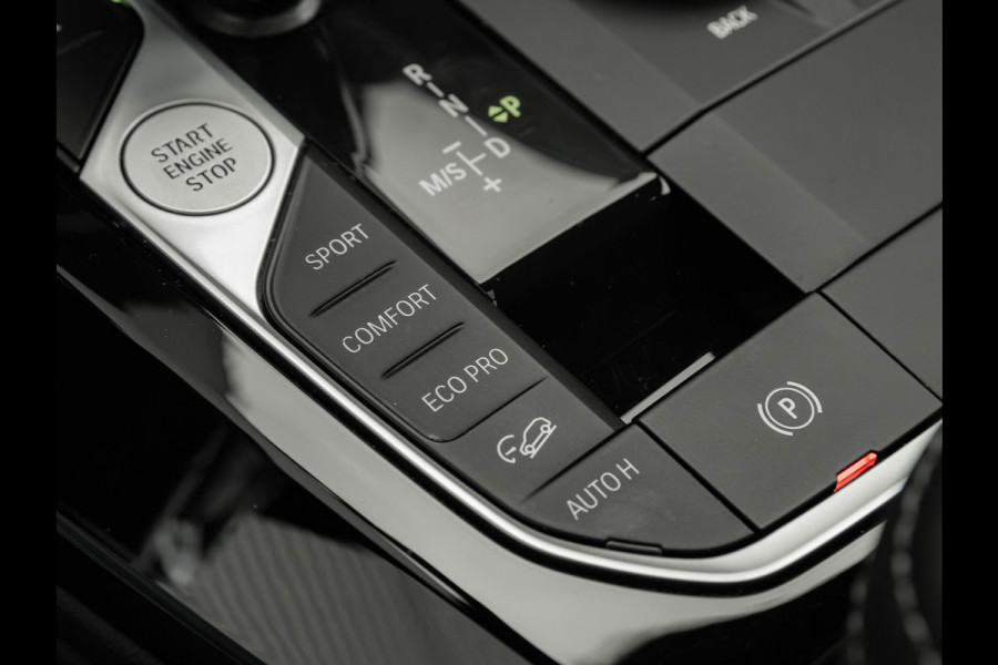 BMW X3 xDrive20i High Executive - M-Sport - Pano - Hifi - 20 Inch