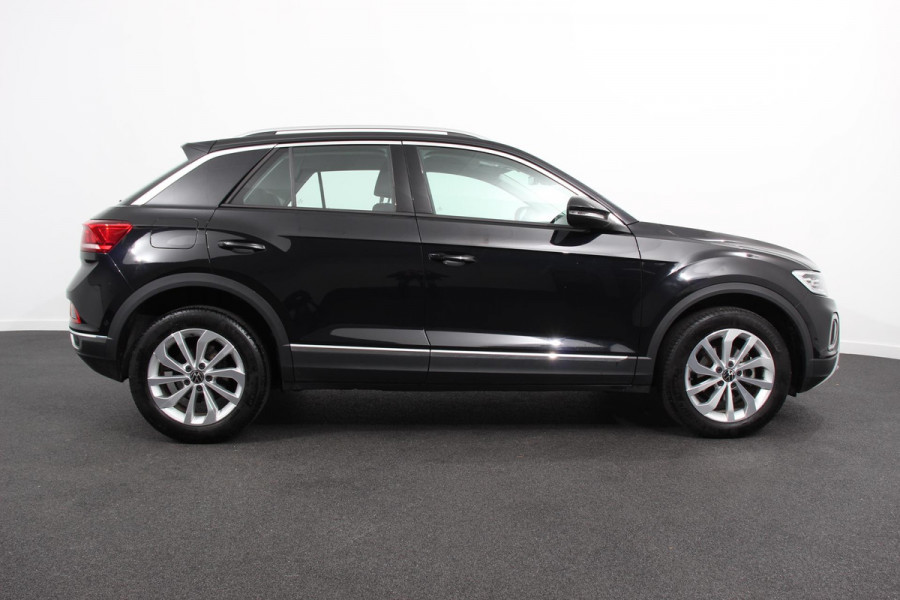 Volkswagen T-Roc 1.5 TSI 150pk DSG Style | Navigatie | Apple Carplay/Android Auto | Parkeersensoren | Camera | Adaptive Cruise Control | Park Assist | Stoel- en stuurverwarming | Elektrische achterklep | LED-koplampen | Getinte ramen